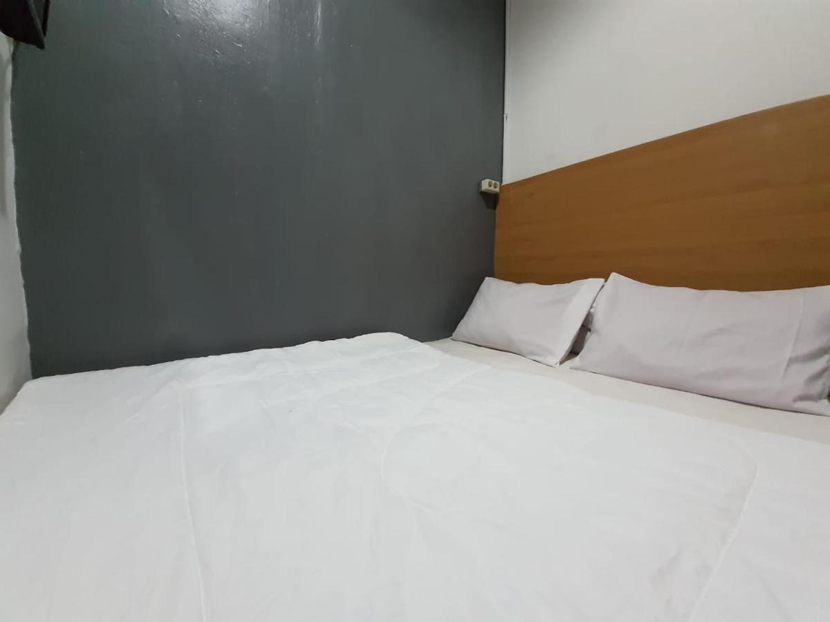 Chrysant Hotel Elok By Idh Jakarta Eksteriør bilde